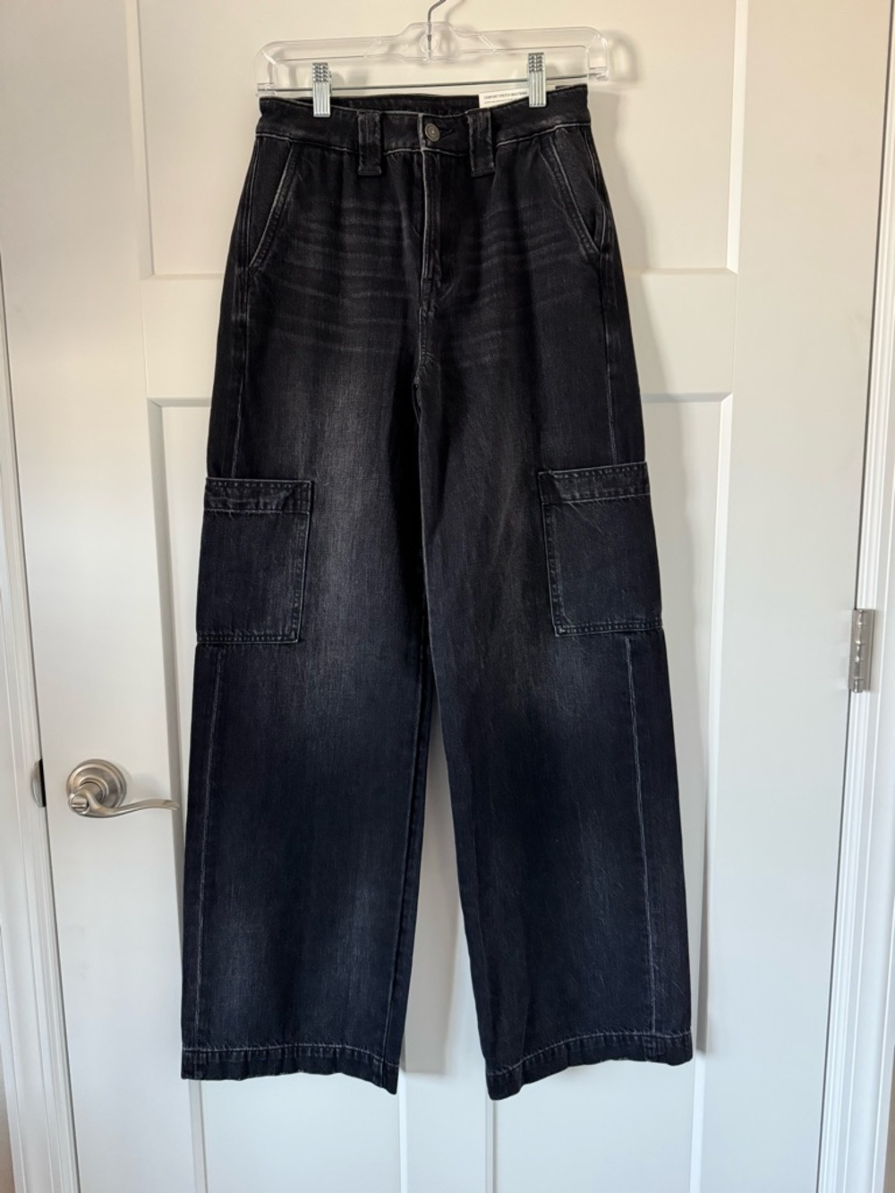 NWT American Eagle Outfitters Black High-Rise Baggy Wide Leg Jeans Size 00 24W